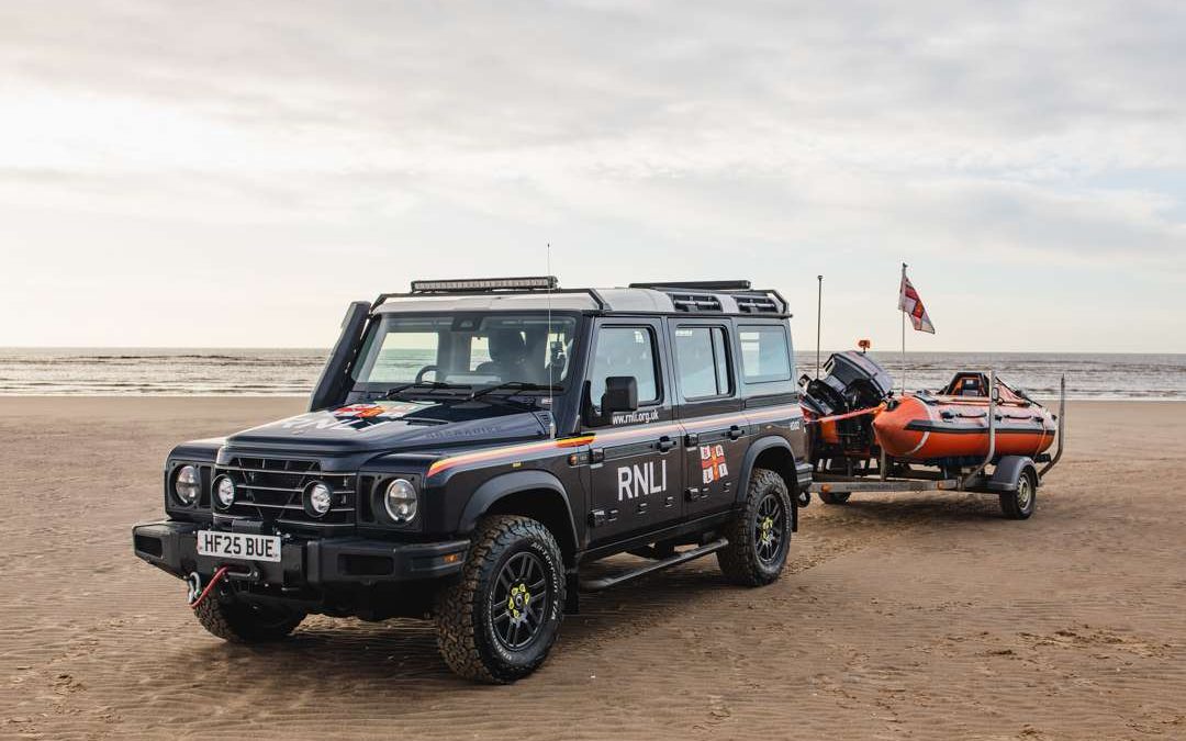 RNLI Nomad2 winch and winch mount
