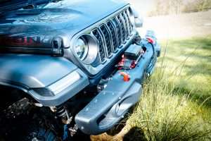 RED Winches Nomad on jeep