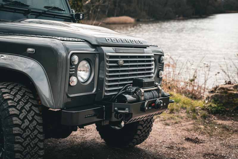SV-R Nillet Bumper with a Nomad Winch