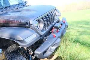 RED Winches Nomad on jeep